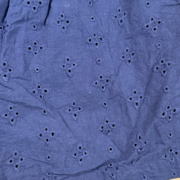 Mi Ami Women’s Paperbag Eyelet Tie Waist Shorts - Picture 6 of 7